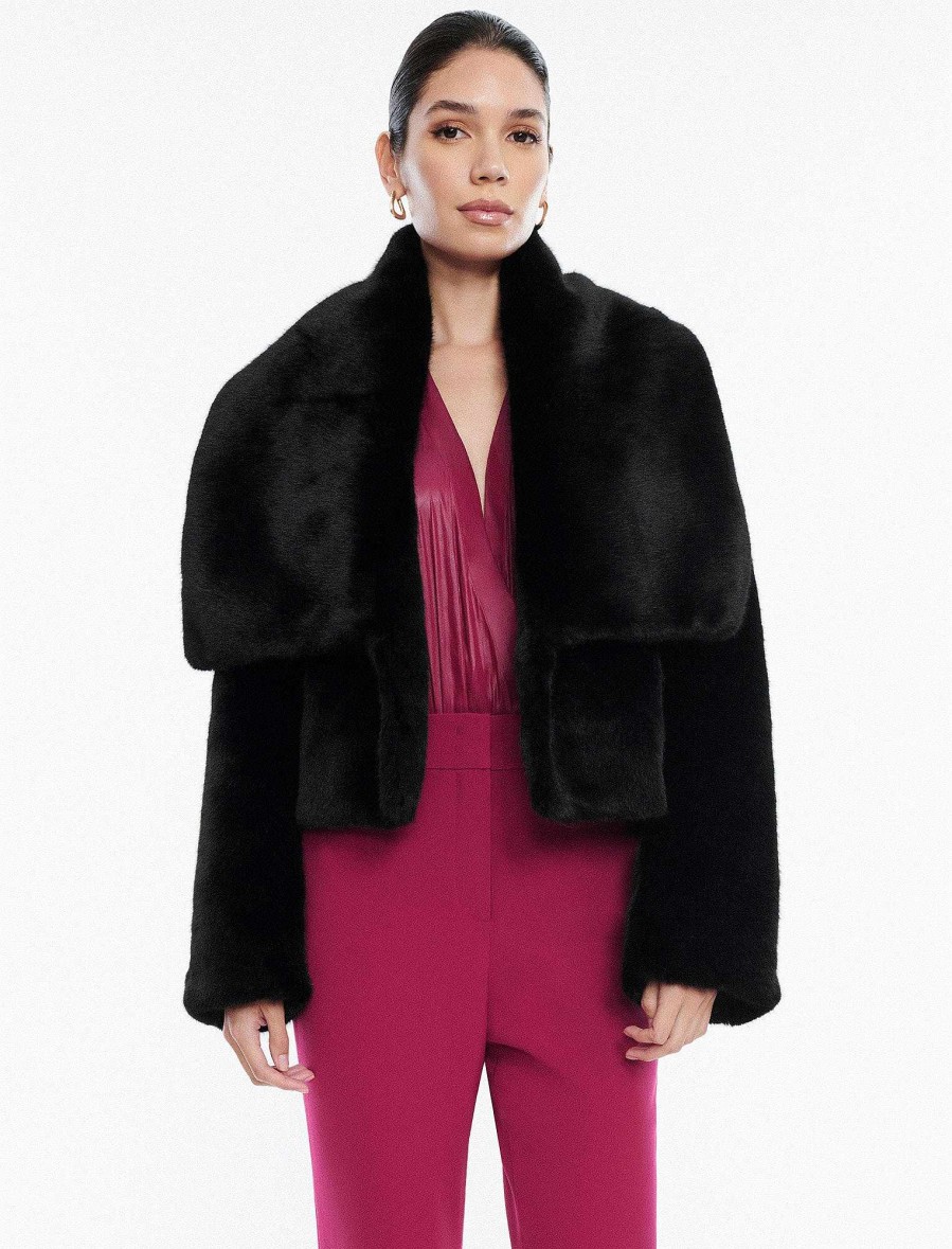 Vêtements BCBG | Manteau Court En Fausse Fourrure Beaute Noire